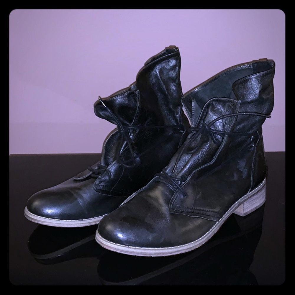 🆕 RUDSAK leather boots